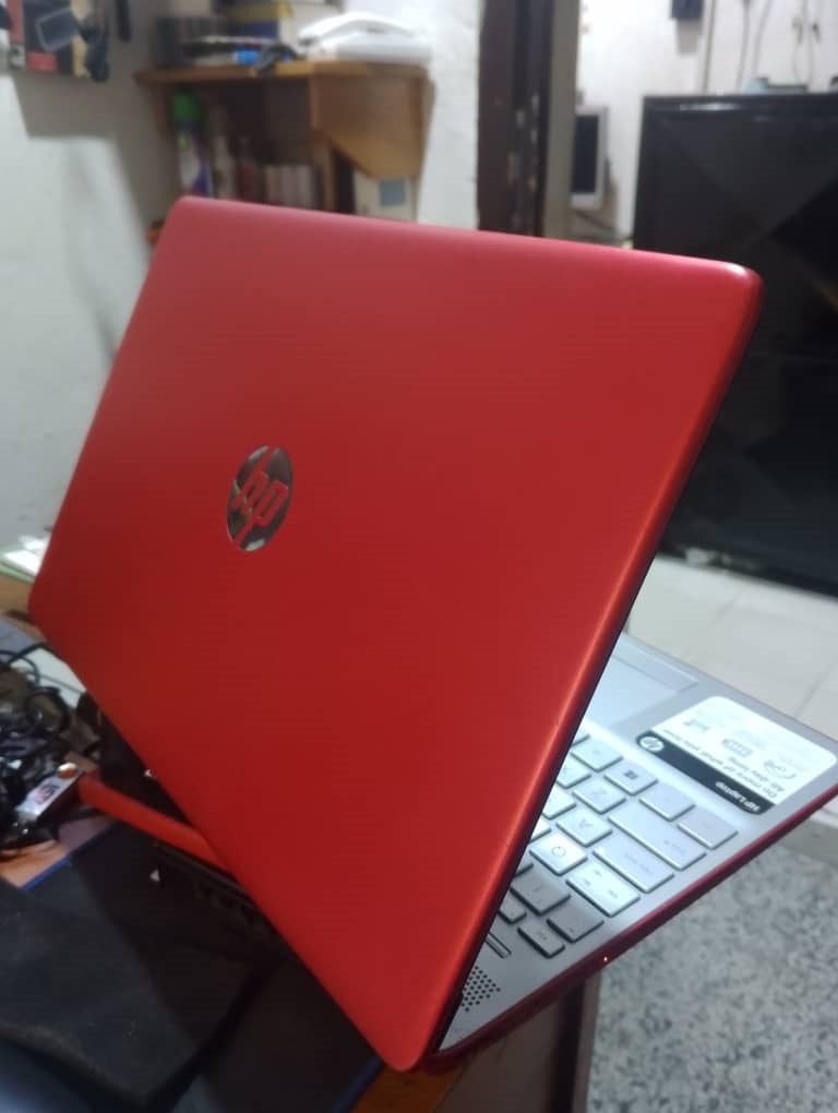 U.k Used Hp 15 (Red) Laptop, 500G HDD, Intel Processor, 6G RAM, Webcam, Bluetooth, WiFi Ready, Windows 11