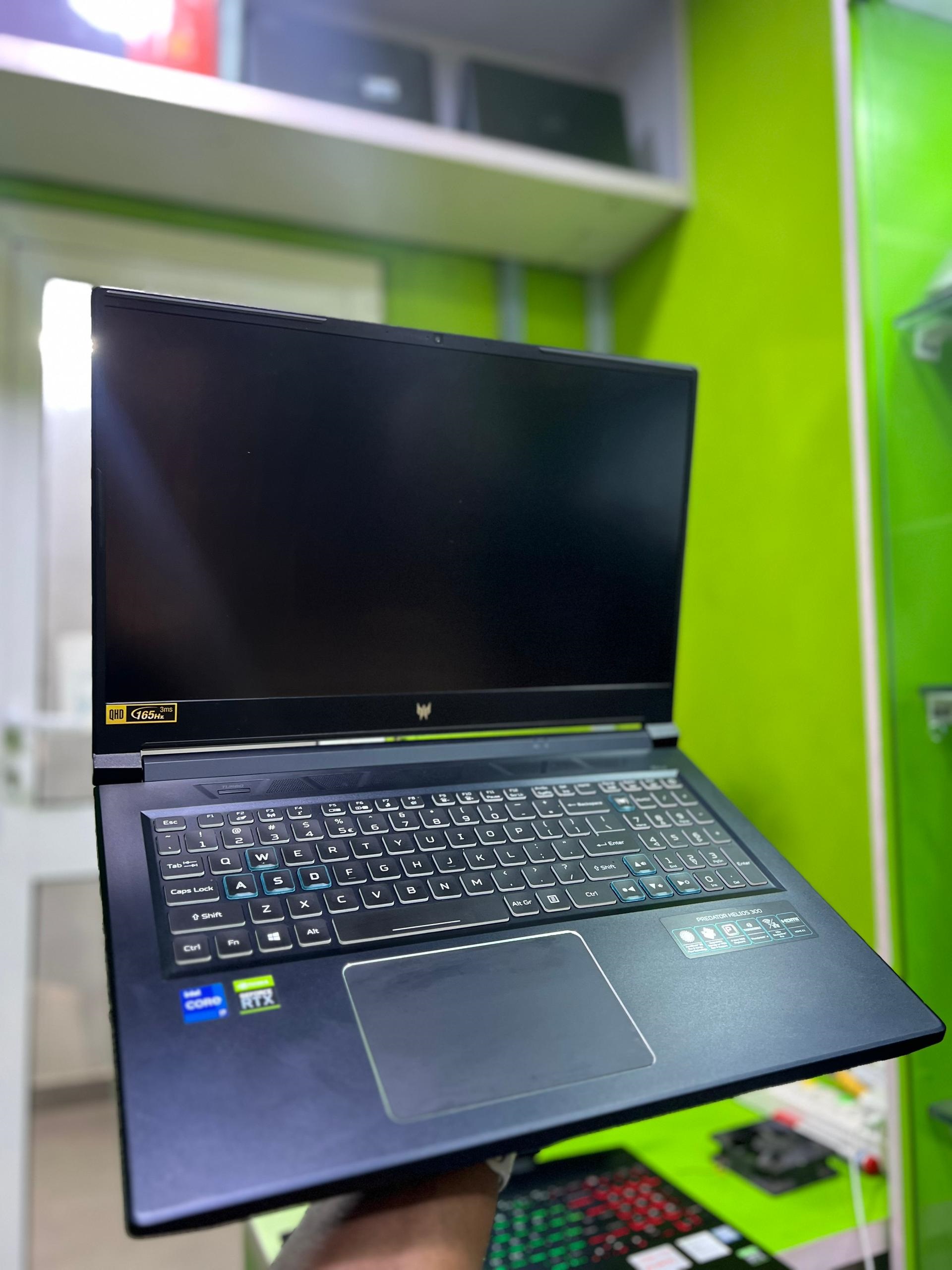 GamingLaptop-Acer Predator Helios 300 17’’ 11th Generation Core i7 16gb ram 512gb ssd 8GB Nvidia 3070 RTX Graphics