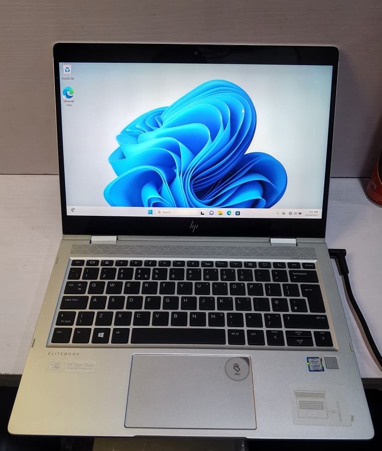 HP EliteBook 830G6 x360 convertible Corei5 256ssd 8gb Ram 14inch Touchscreen  Keyboard Lit 8th Gen W11