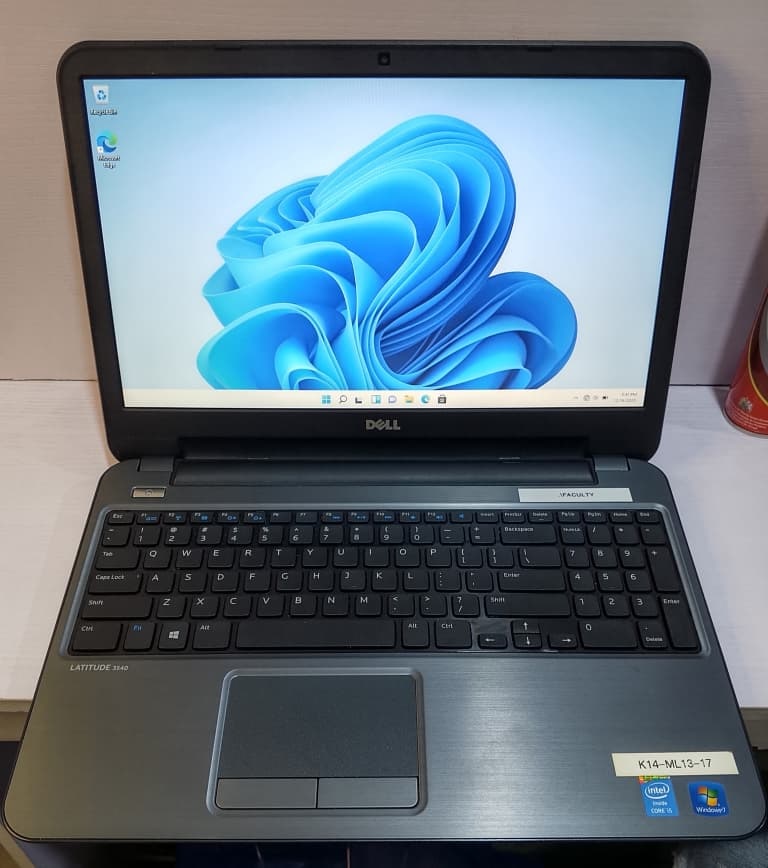 Dell Latitude 3540 corei5 320Hdd 4gb Ram 15inches  Non-Touch No keyboard Light 4th Gen